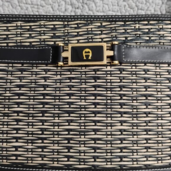 Etienne Aigner Handbag Jute Straw Woven with Black Accents - Picture 2 of 12